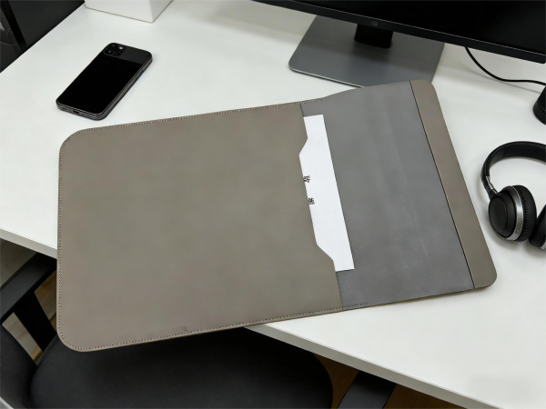 upgrade wireless charging laptop sleeve